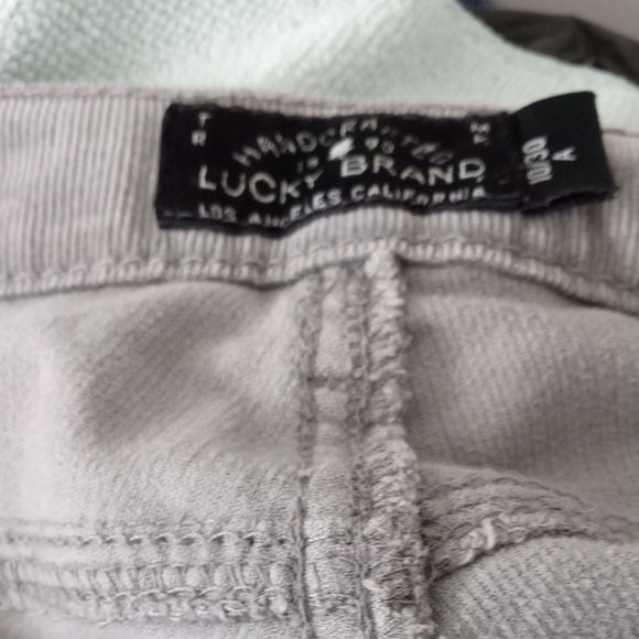 Lucky Brand Charlie Skinny Gray Soft Handcrafted Corduroy Jeans- Size: 10/30A - Picture 4 of 15